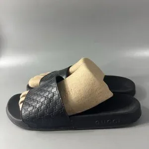 Authentic GUCCI GG Pattern Shower Sandals Black Leather x Rubber, Size 8 Gucci Studded Buckle Strap Sandals Black Rubber 8 LV or 8.5  main image 4